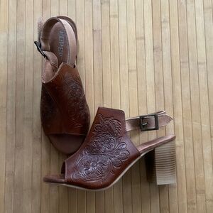 Roper Brown Floral Tooled Leather Slingback Heels